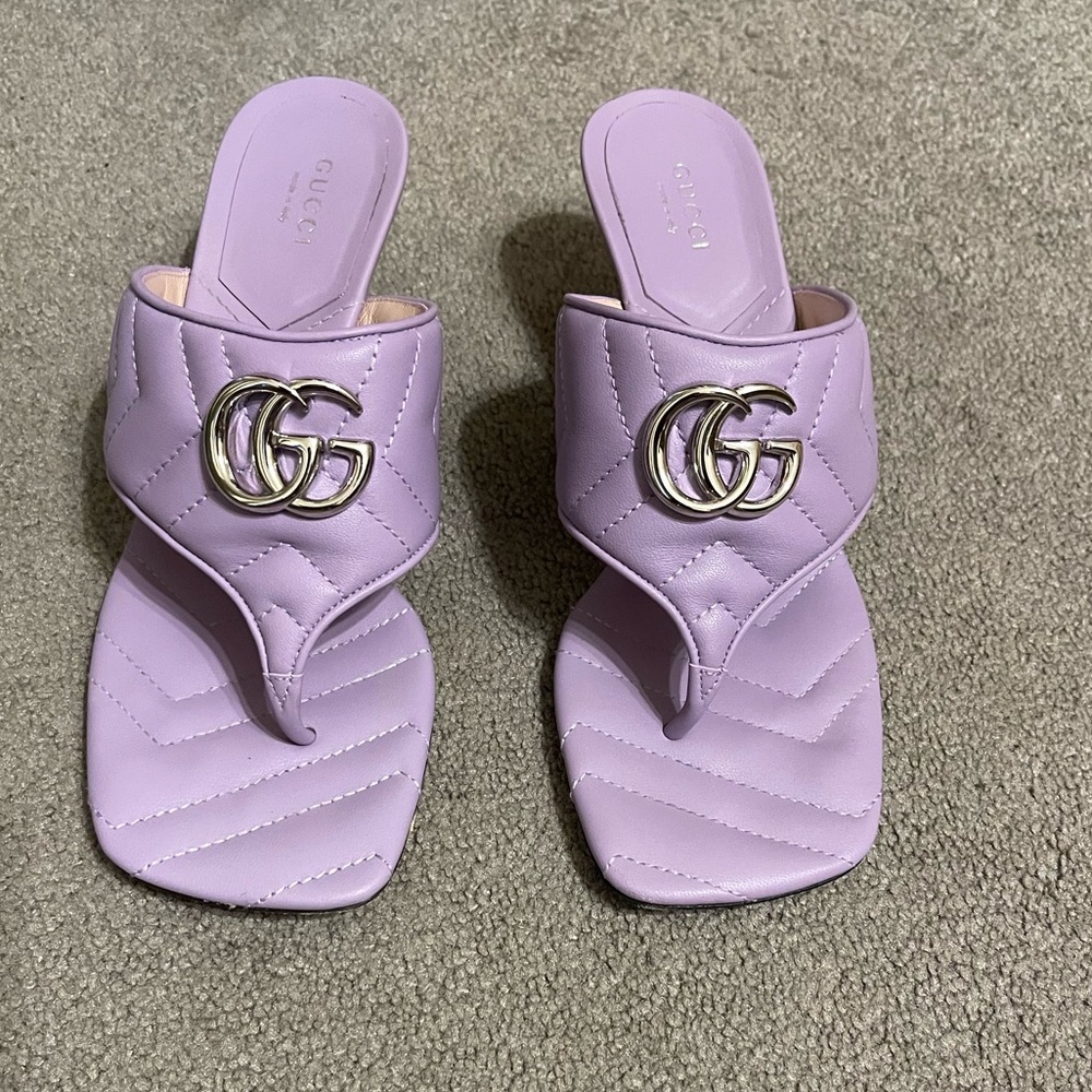 Gucci Lilac Quilted GG Thong Sandals